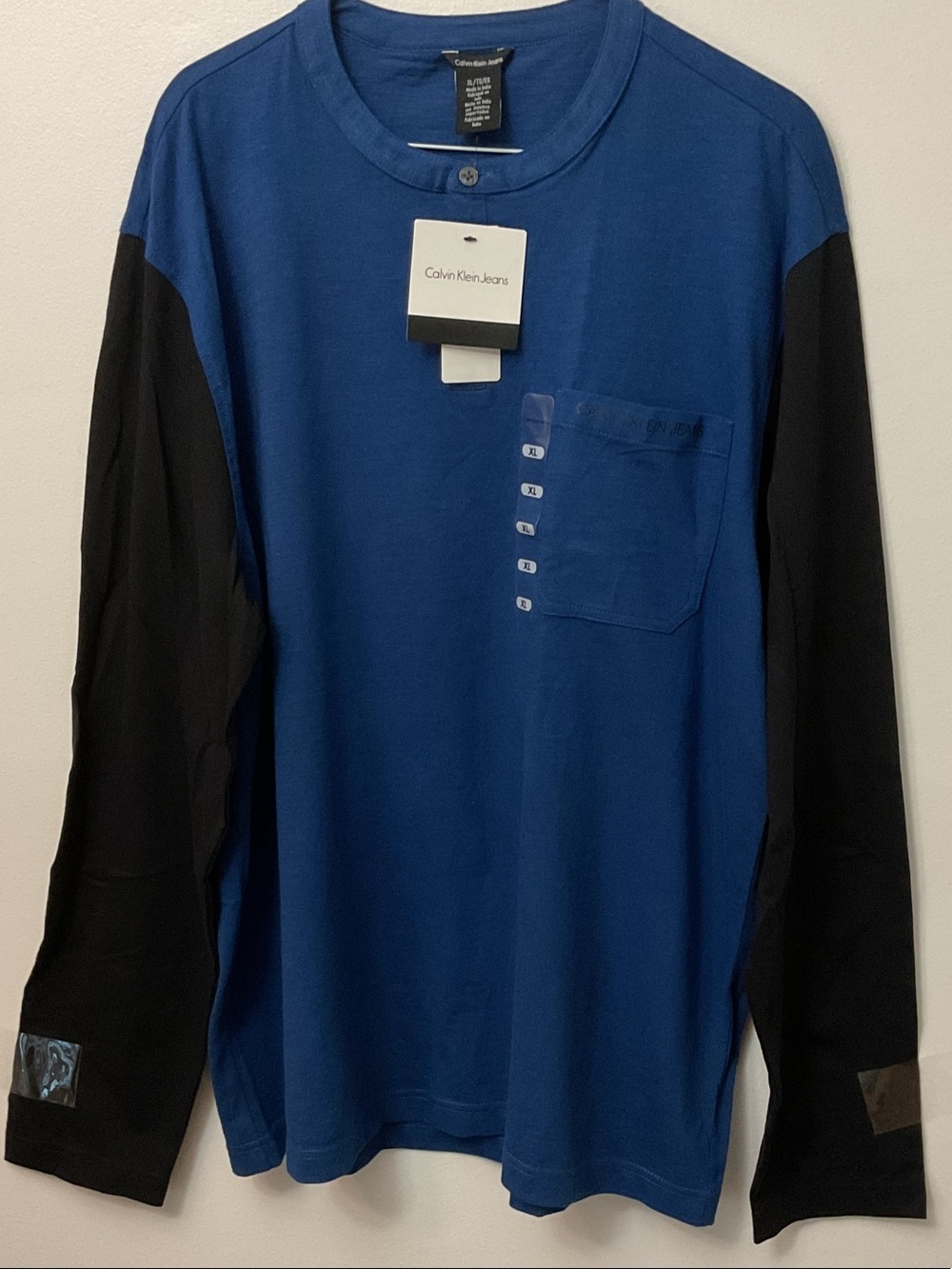 Calvin Klein Jeans Long Sleeve Pocket Tee, XL, Blue/Black, NWT